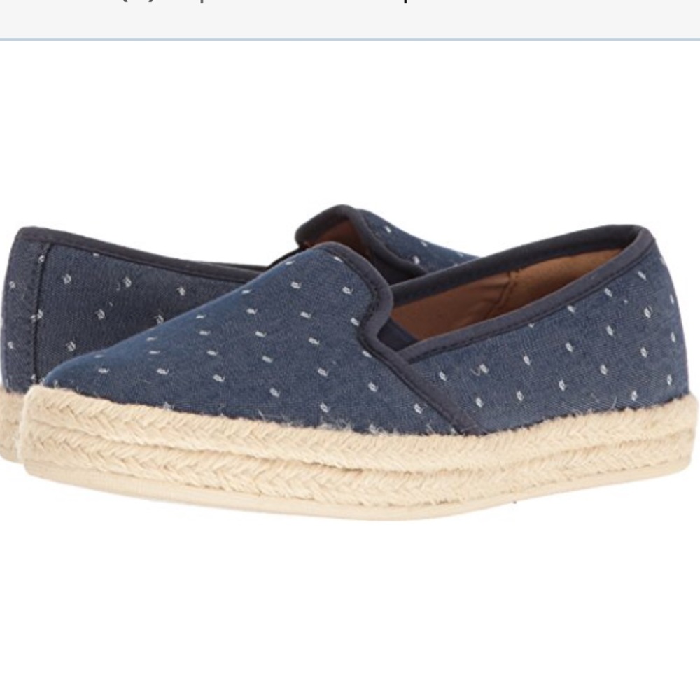 CLARKS Women's Azella Theoni Slip-on Loafer - Picture 1 of 6